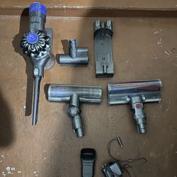 Dyson V6 Cordless Vacuum 