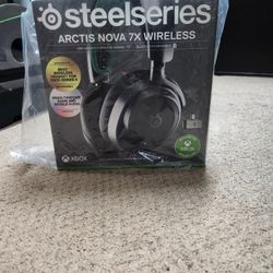 STEELSERIES ARCTIS NOVA 7X WIRELESS GAMING HEADPHONES