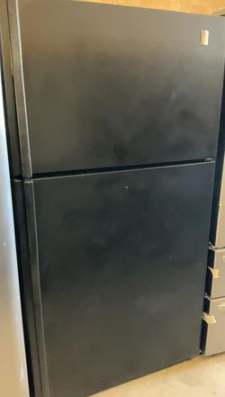 GE  Top Mount Black Refrigerator
