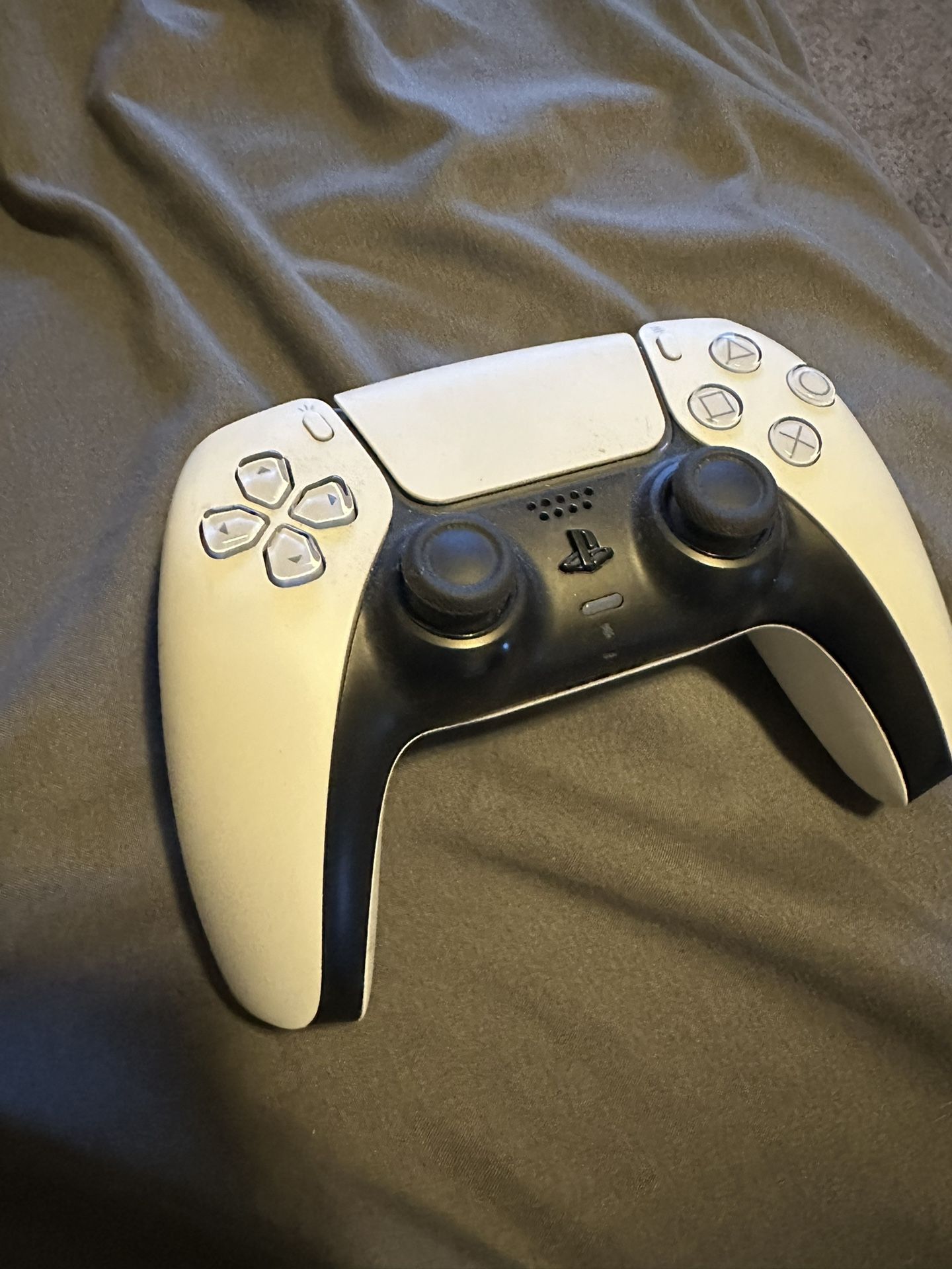 Ps5 White Controller With R2 Button NOT WORKING!