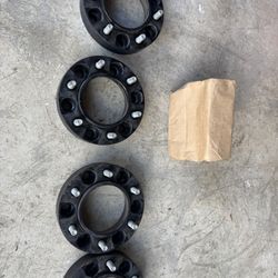 Toyota 6x5.5 hub Centric Spacers 1-1/4”