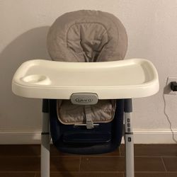  Graco DuoDiner DLX 6-in-1 highchair