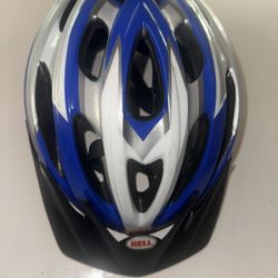 Cycling professional helmets Bell and Giro Men’s and women’s excellent Condition   ASK FOR PRICING   Used one time  Top of the line paid a bunch for t