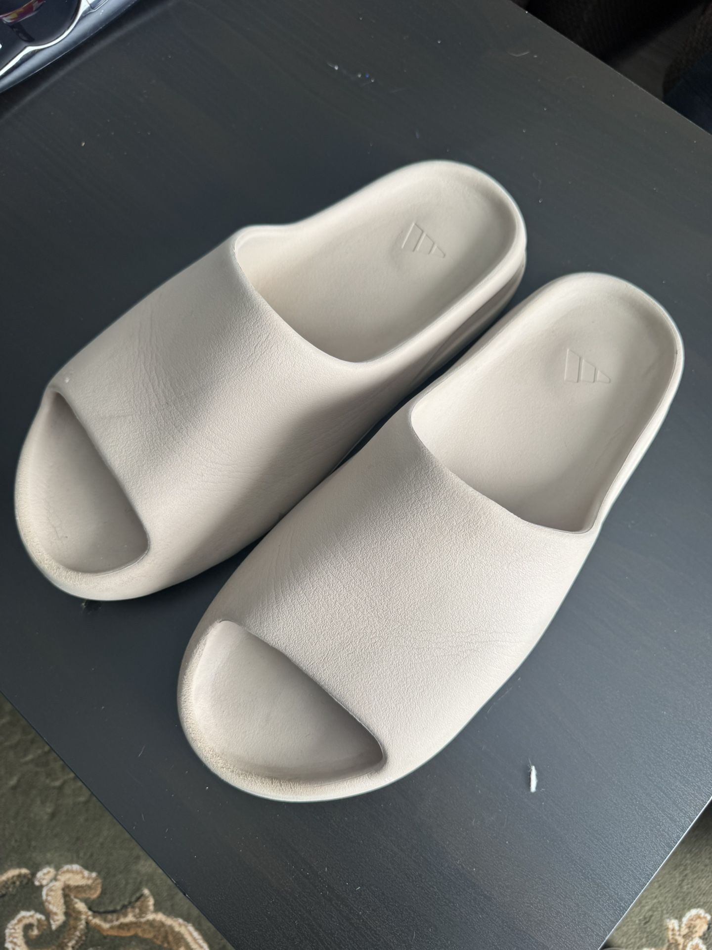 Yeeze Slides