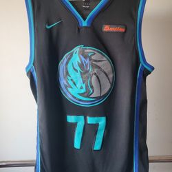 Luka Doncic Dallas Mavericks Nike Jersey Size 48
