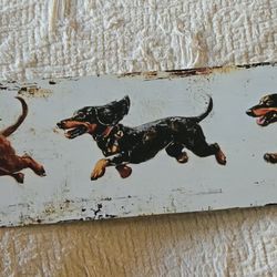 Tin Dashound Sign