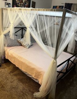 Queen Size Canopy Bed Frame and mattress with Storage Modern & Stylish
