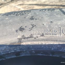  225  75 16 Llantas Usadas Buen Estado 