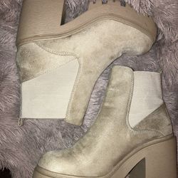 Soda Women's Faux Suede Chelsea Platform Block Heel Ankle Bootie