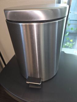 Stainless Steel Small Step Trash Can For Restroom or Desk