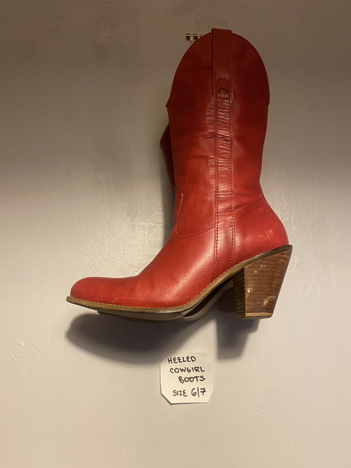 Womens Size 6/7 Heeled Cowgirl Red Boots 