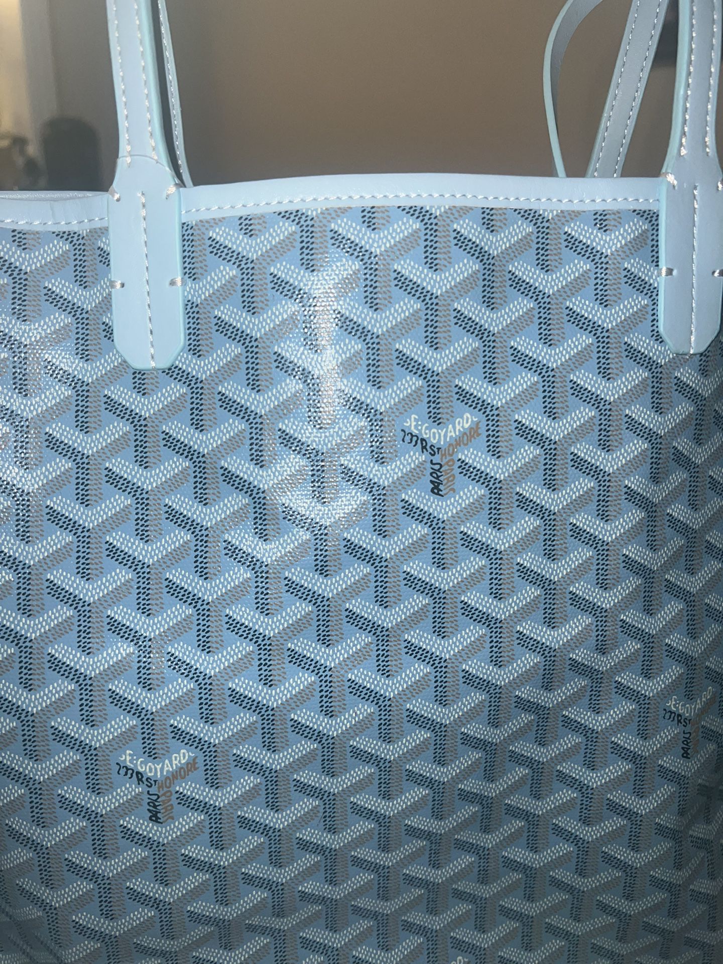 Pending% Authentic Goyard tote PM Size for Sale in San Mateo, CA - OfferUp