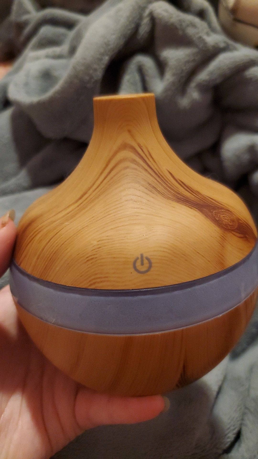 Small humidifier without wires