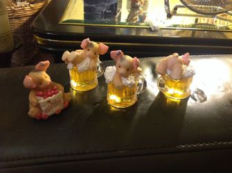This little piggy figurines by enesco
