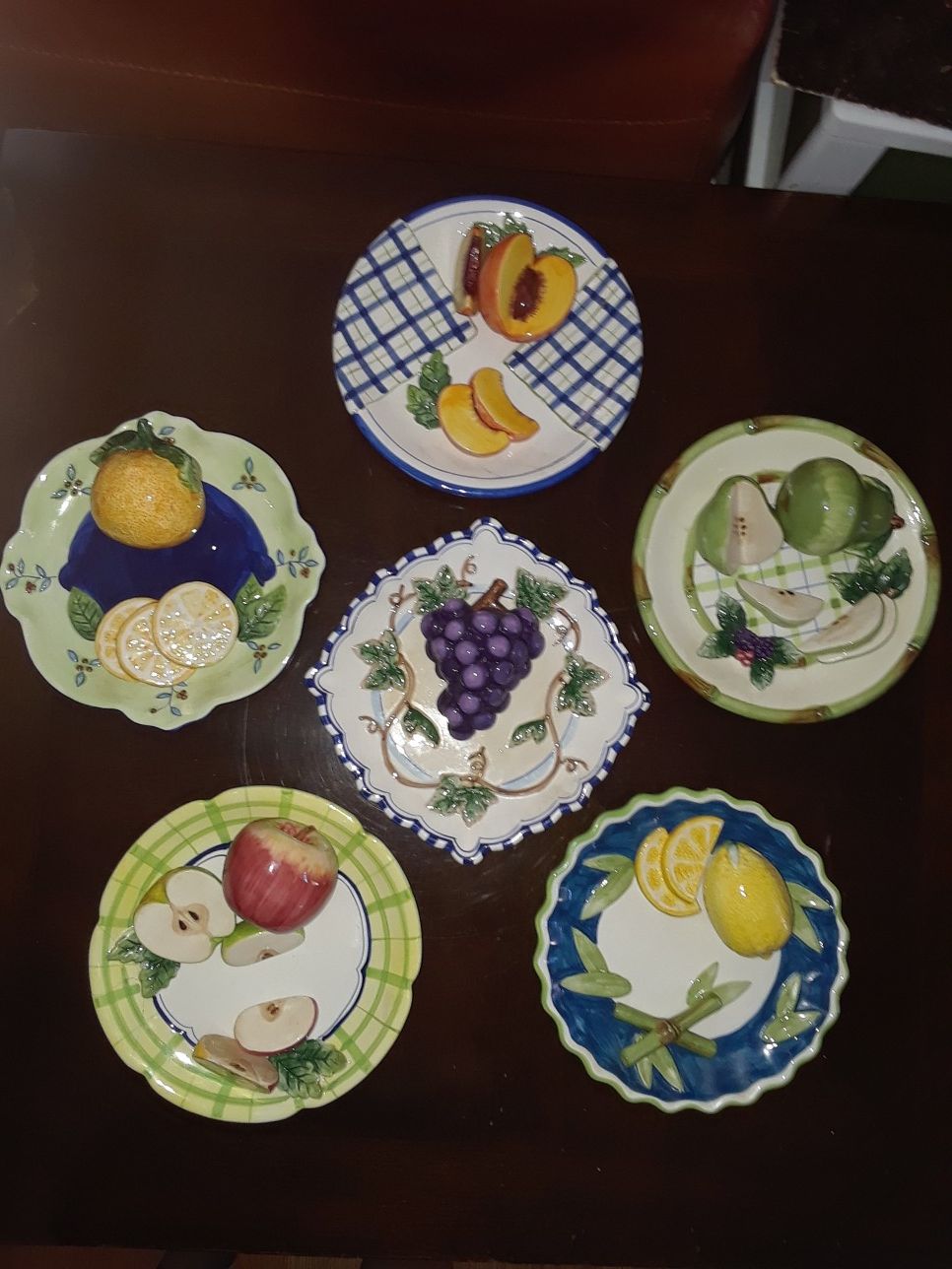 3D CASA BELLA DECORATIVE FRUIT PLATES BY " GANZ"