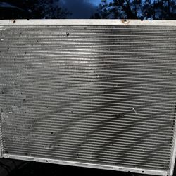 2004 Dodge Ram 1500 Radiator