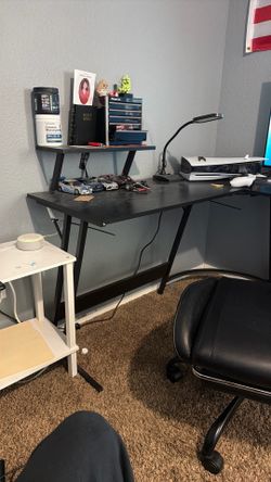 L shaped desk