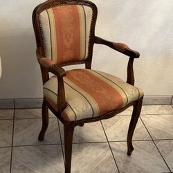 Vintage Wood Accent Chair 