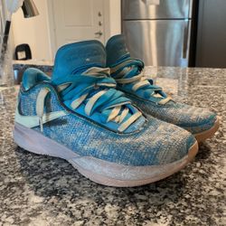 Lebron 20’s (Used)