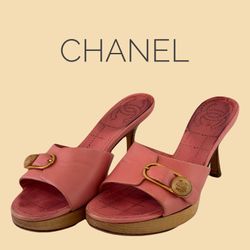 Chanel Coral Leather Wooden Heel Sandals - Size 39 (US 8.5-9)