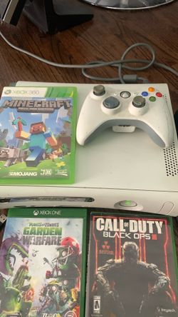Xbox 360 bundle with Minecraft and 4 Xbox 1 games