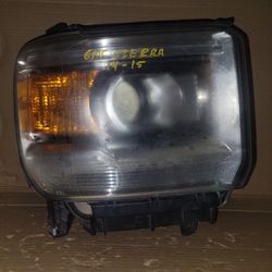 2014-2015-2016-2017-2018 GMC Sierra Right Headlight Halogen Oem 