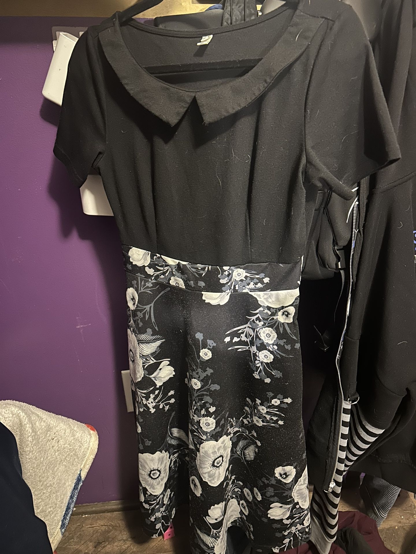 Black And White Medium Flower Dress For Women