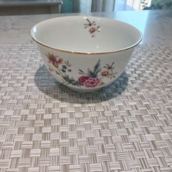 Vintage Avon American Heirloom Independence Day Porcelain Bowl