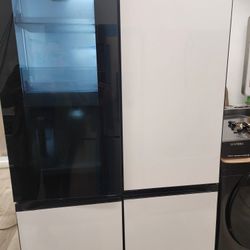New Bespoke Four-door Refrigerator 