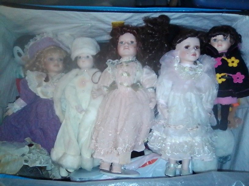 Vintage Porcelain Dolls 