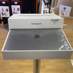 13βMacBook Air M1 8gb Ram 256ssd