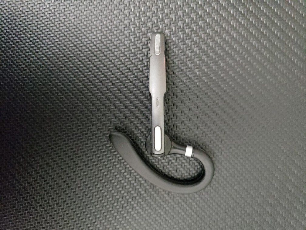 Bluetooth Headset.