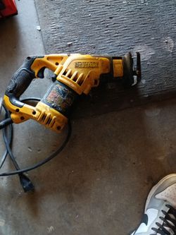 DeWalt angle sawzaw