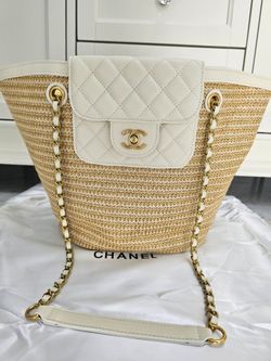 Chanel tote
