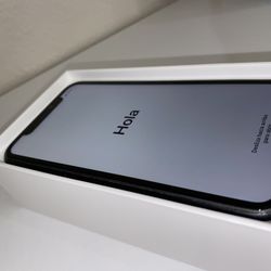 iPhone XR 64GB Unlocked