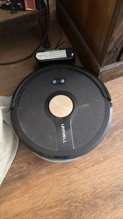 Wet or dry floor vacuum cleaner