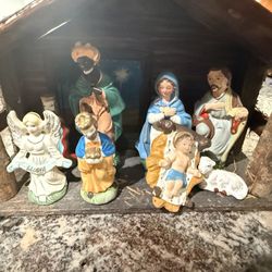 Vintage Nativity Set 8 Piece
