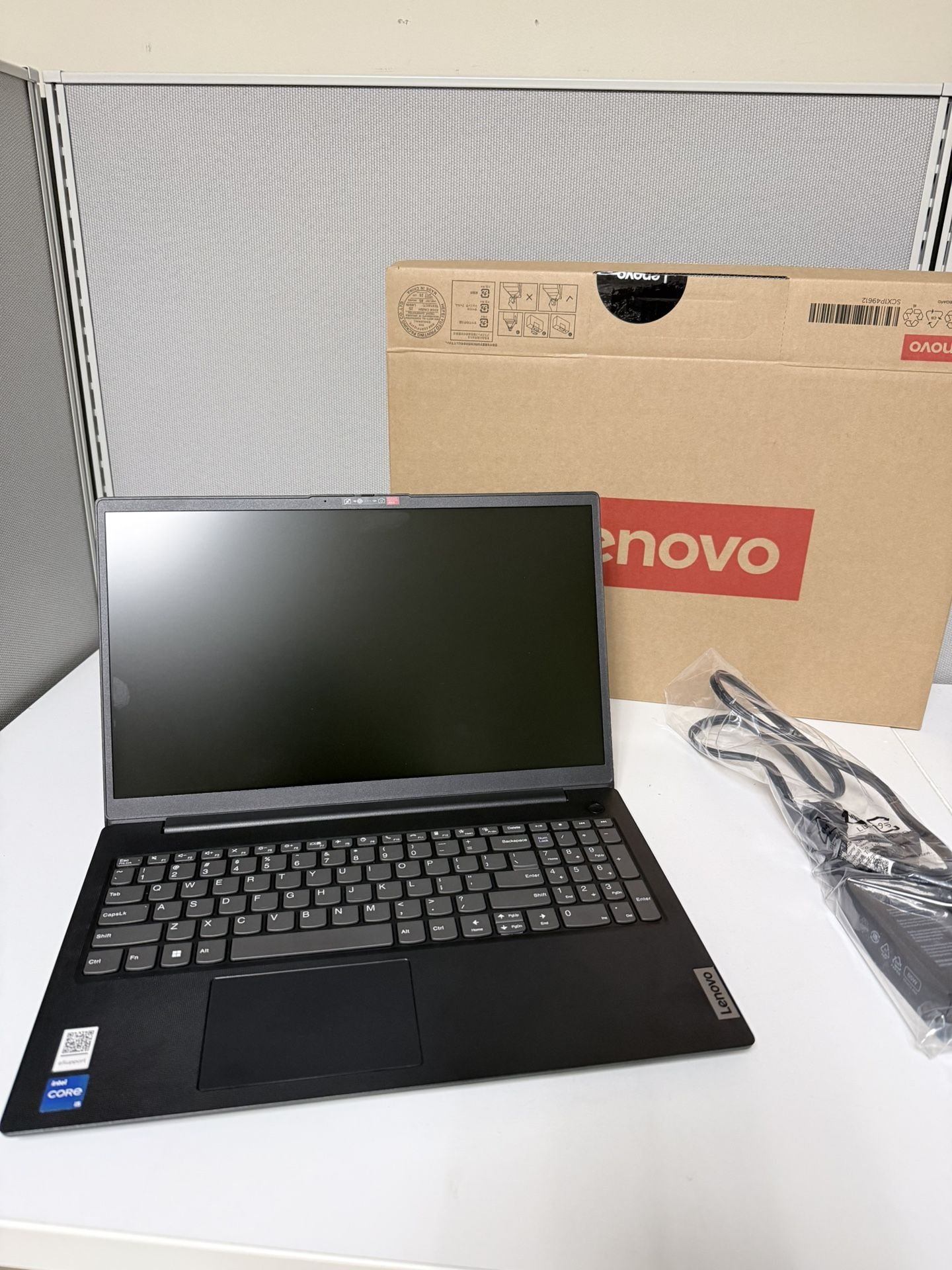 Lenovo V15 G4