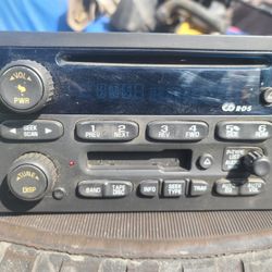 2006 Silverado Sierra Suburban Stereo Cd Cassette