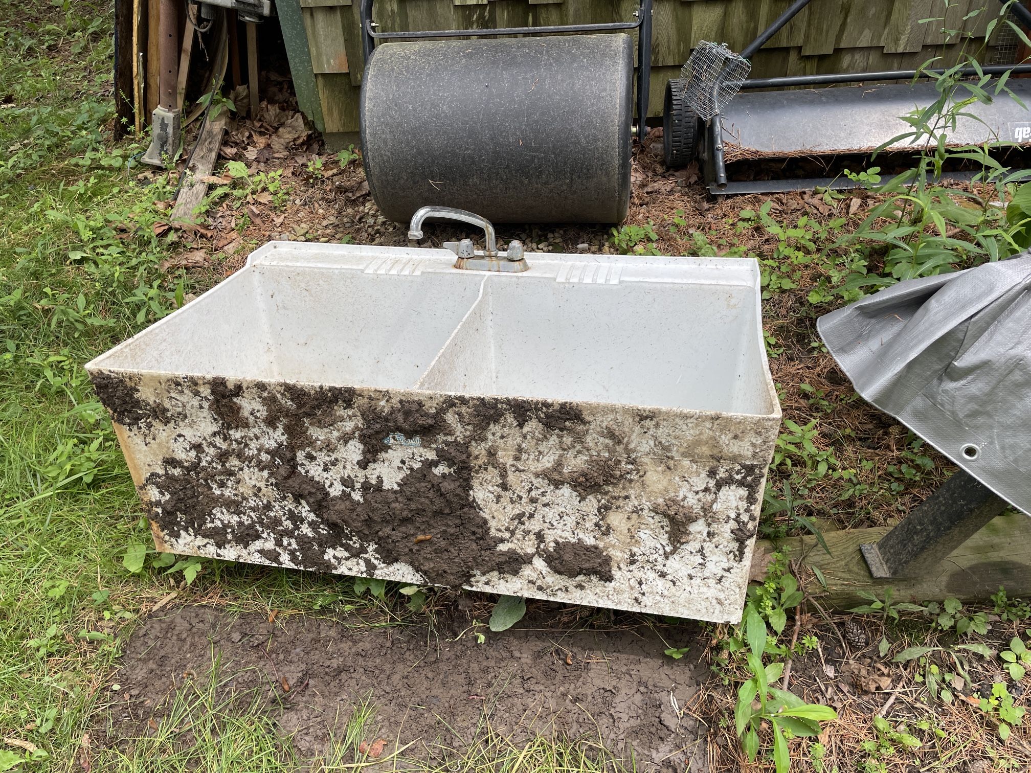 Double Sided Utility Tub