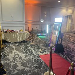 Unlimited Prints Large Mirror Photo Booth 