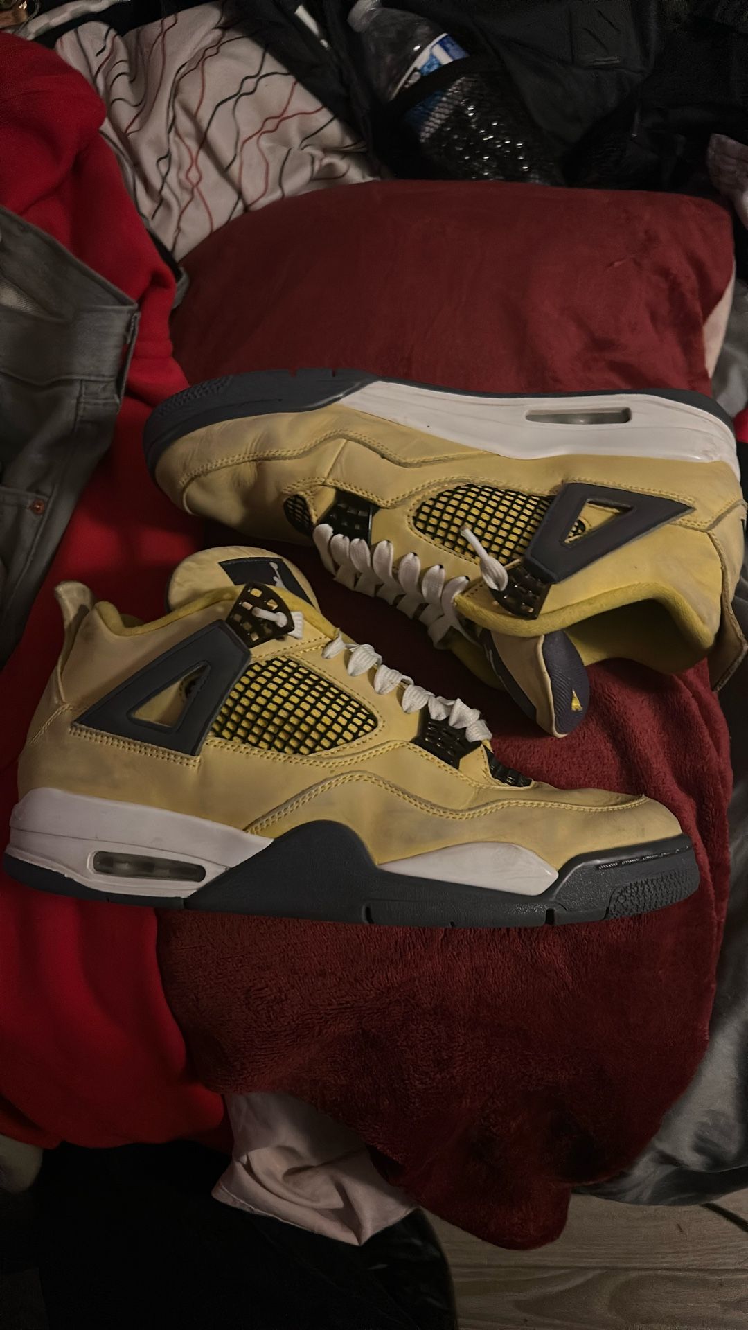 Jordan 4 Lighting