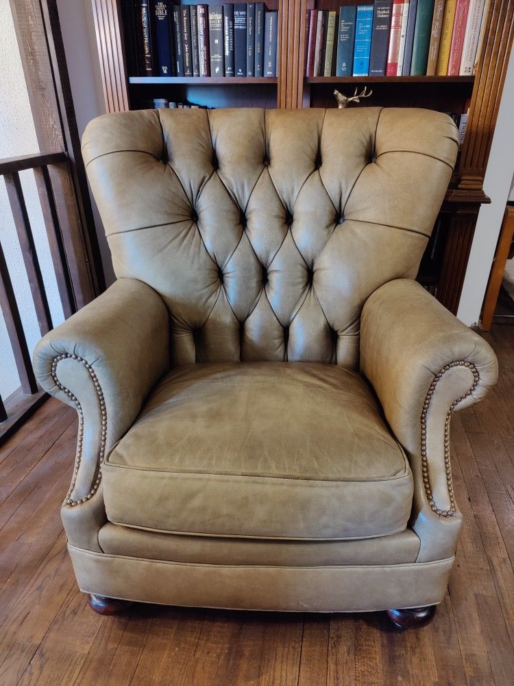 Bentley Churchill Green Leather Chair