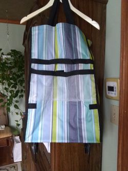 Travel bag with wheels