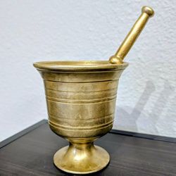 Antique Apothecary style solid brass mortar and pestle set