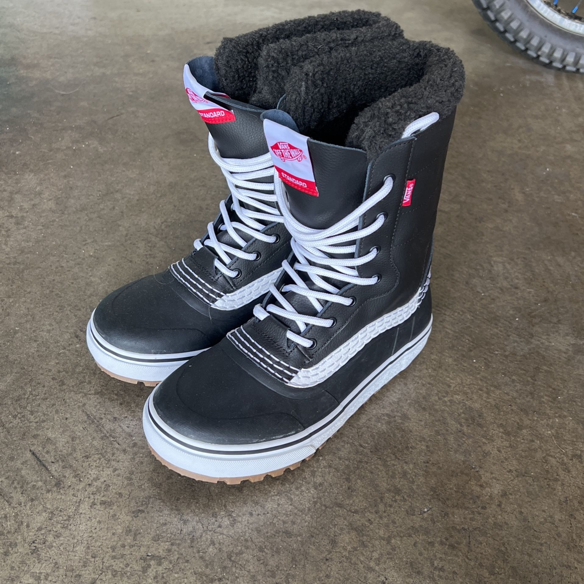 Vans Standard Snow Boots 