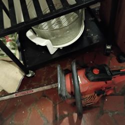 ECHO Chainsaw 