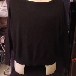 Black Cropped sweater SIZE M