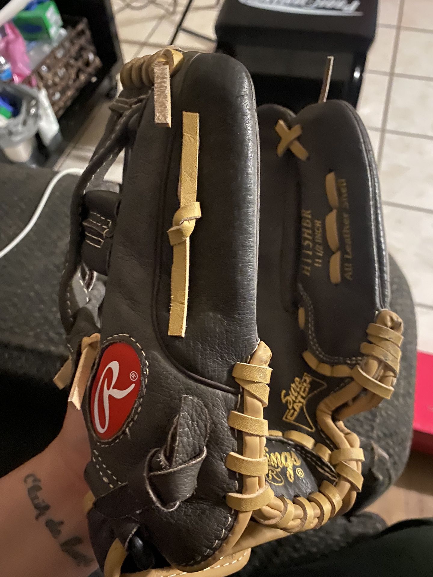 Rawlings Youth Left 11.5 Glove 