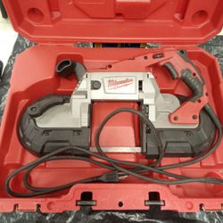 Milwaukee Deep Cut Corded Band Saw